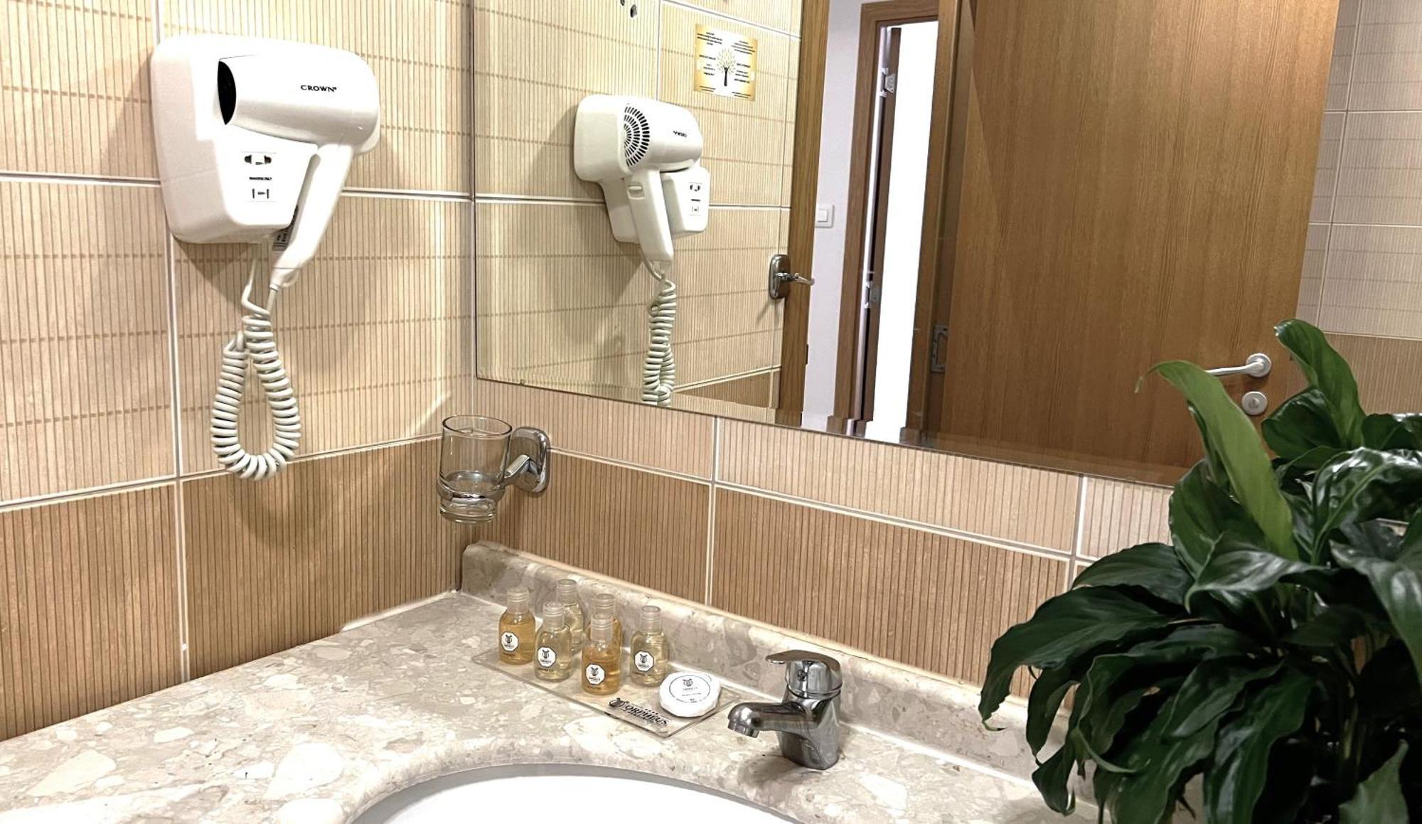 Hotel Orpheus - Casino And Spa بامبوروفو المظهر الخارجي الصورة
