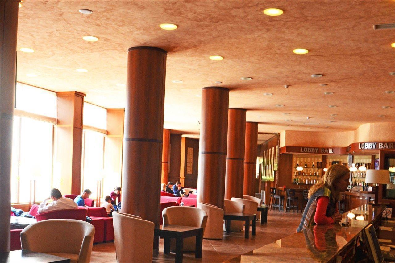 Hotel Orpheus - Casino And Spa بامبوروفو المظهر الخارجي الصورة